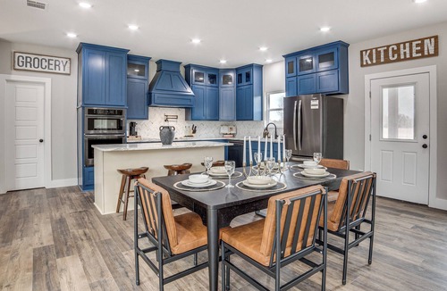 Thurber Cottage | Beach + Brazos River Access! Family-friendly Haven