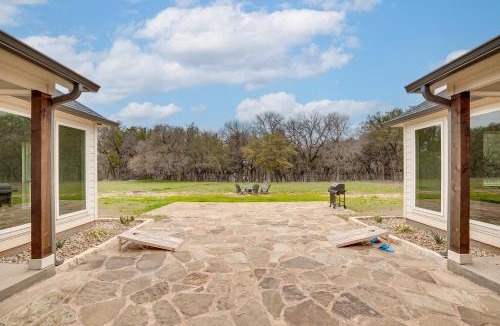 Thurber House | Beach + Brazos River Access! Family-Friendly Haven