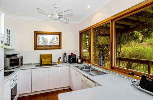 Pearl Beach House | Beach Break by HolidayCo.