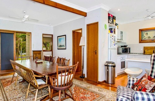 Pearl Beach House | Beach Break by HolidayCo.