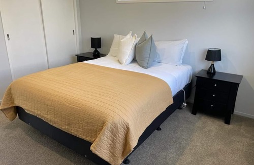 Papamoa Beach House | Beach Break Papamoa-Beachfront