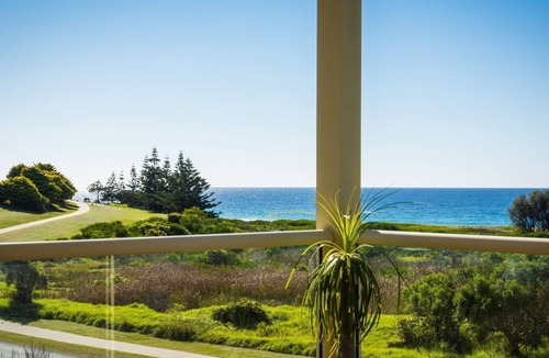North Narooma Apartment | Beach Breakers Apartment - Stunning Views