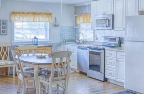 Slaughter Beach House | Beach Bungalow duplex