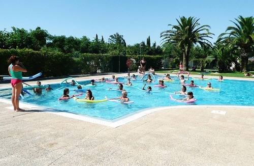 Miami Platja House | Beach Bungalow in Miami Platja with Wifi and Pets Allowed