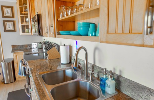 Brookings House | Beach Bungalow - Oceanfront and Private Beach