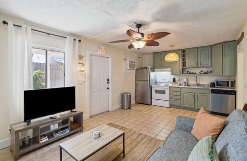 Cocoa Beach Apartment | Beach Bungalows By The Sea 2
