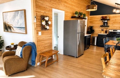 Birchwood Village Cabin | Beach Cabin Near White Bear Lake 2-Min Walk to Lake Fire Pit Sleeps 5