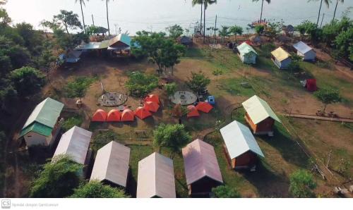 Sekotong Barat Bed & Breakfast | Beach Camp Bed & Breakfast