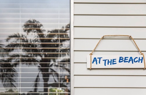Mollymook Beach House | Beach Chalet in Mollymook
