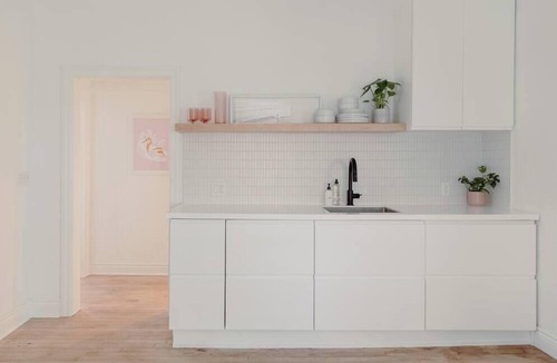 Port Dover House | Beach-chic | Palm Springs design | Close to beach