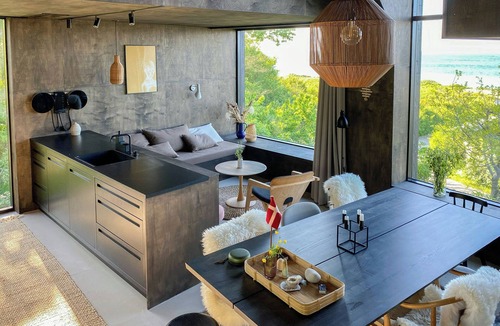 Norddjurs Municipality House | Beach-close summer house with panoramic view