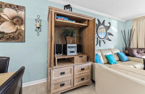 Fort Morgan House | Beach Club 203B- Bristol
