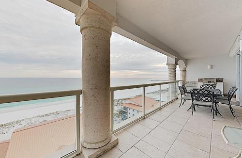 Pensacola Beach Apartment | Beach Club #901C