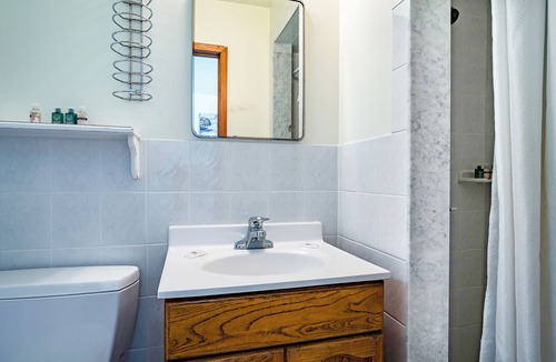 Wasaga Beach Hotel | Beach Club by Beach1 Motel