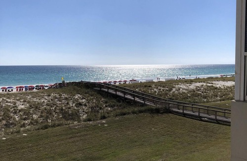 Navarre Beach Condo | Beach Colony Resort 2B, Breathtaking views!