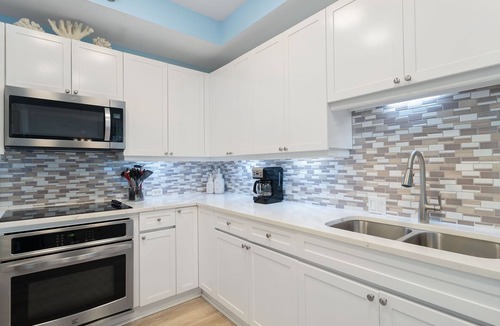 Ono Island Condo | Beach Colony Tower 2C- Gulf Front