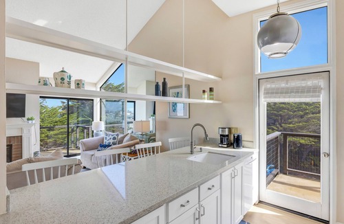 Watsonville Condo | Beach Condo Pelican 14