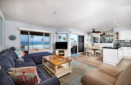 Townsite Condo | Beach Condo Spectacular Ocean View