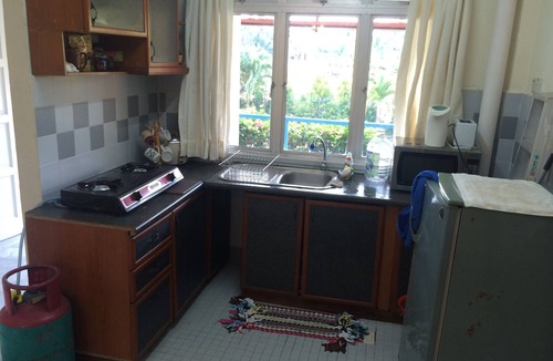 Tanjung Tanah Merah Apartment | Beach Condo With Pool And WIFI