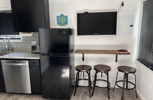 Ship Bottom Cottage | Beach Cottage, 3 from the beach!