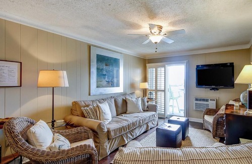 Cherry Grove Beach Apartment | Beach Cottage at OD
