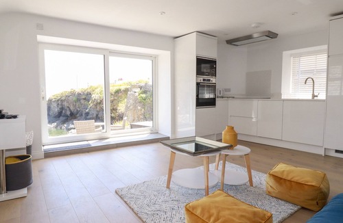 Cadgwith Cottage | Beach Cottage