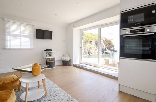 Cadgwith Cottage | Beach Cottage