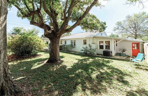 Port St. Joe House | Beach Cottage | Screened Porch | Fenced Yard