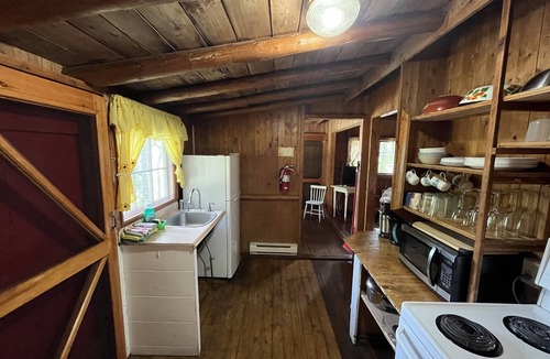 Hubbards Cabin | Beach Cottage - Silver Birches - Hubbards Beach