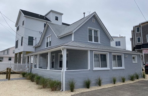 Fairfield House | Beach cottage steps from the sand and surf!