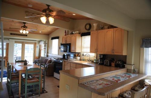 Camp Ellis House | Beach Cottage