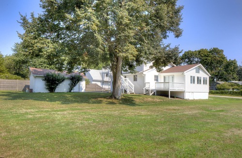 Misquamicut Cottage | Beach Cottage