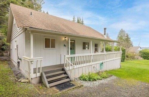 Port Ludlow House | Beach Cottage w/Water Access