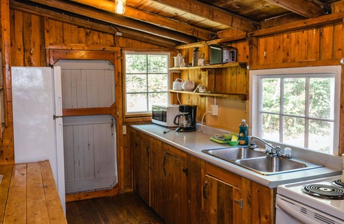 Hubbards Cabin | Beach Cottage - White Birches - Hubbards Beach