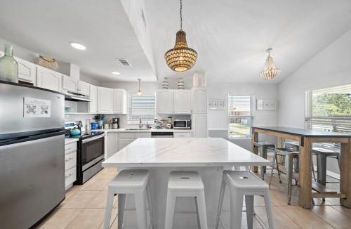 Galveston House | Beach Cottage with Soaking Pool and Outdoor Oasis