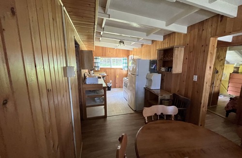 Hubbards Cabin | Beach Cottage - Yellow Birches - Hubbards Beach