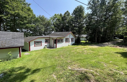 Hubbards Cabin | Beach Cottage - Yellow Birches - Hubbards Beach
