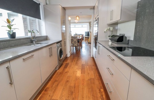 Woodhorn Cottage | Beach Cove View