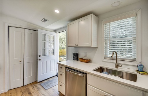 Cape Charles House | Beach Days & Dtwn Charm! Cape Charles Cottage