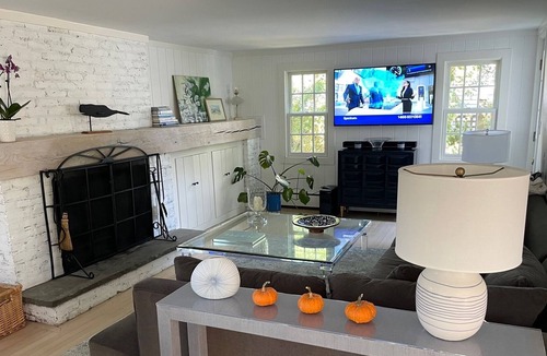 Rowayton House | Beach Down the Block!