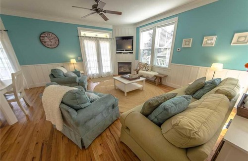 Olivia Beach House | Beach Dreams OB Three-Bedroom Home