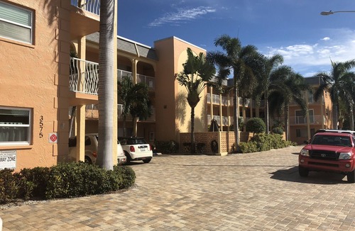 Belle Vista Condo | Beach Escape, Spectacular Sunsets