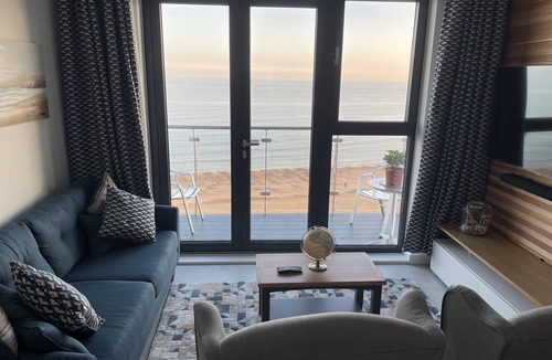 Ramsgate Condo | Beach Flat - Holiday Accommodation - Ramsgate, Thanet