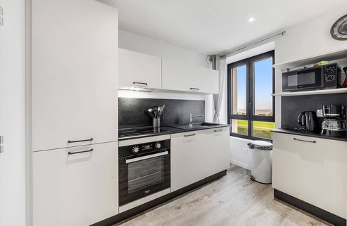 Saint-Benoit-des-Ondes Apartment | Beach front apartment