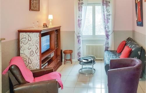 Hirel Apartment | Beach Front Apartment