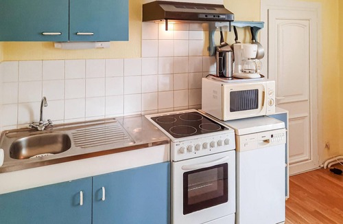 Hirel Apartment | Beach front apartment