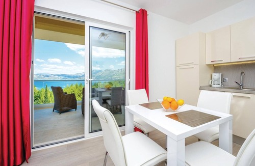 Cavtat Apartment | Beach front apartment in Cavtat