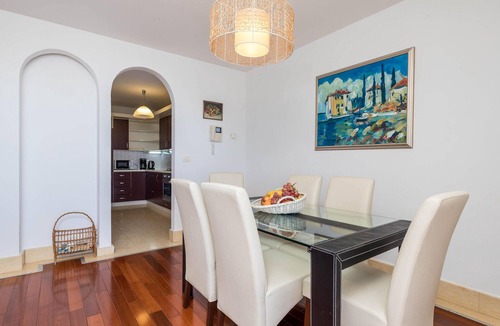 Icici Apartment | Beach front apartment in Icici with WiFi
