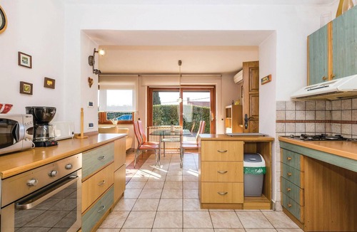Sarsoni Apartment | Beach front apartment in Rijeka with WiFi