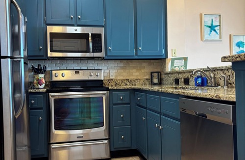 Dauphin Island Condo | Beach Front, Beach/Gulf View, 2 Pools, Stylish, Comfortable & Relaxing